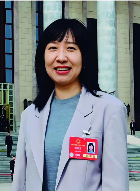 【两会声音】全国人大代表周燕芳：建议构建国家级智驾数据共享标准及平台